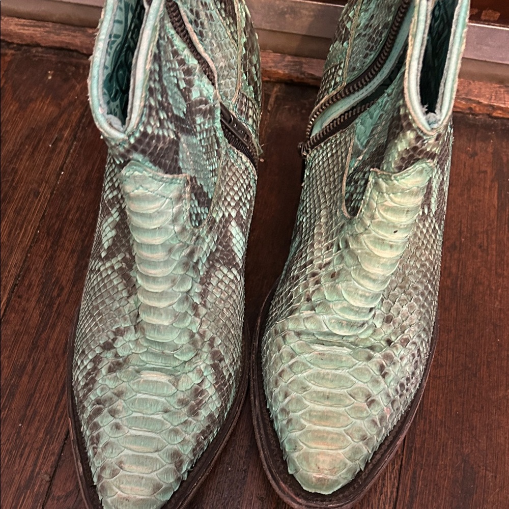 Corral Genuine Python Leather Western Booties Siz… - image 8